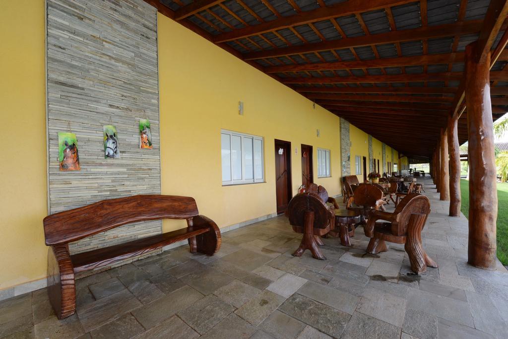 Pousada Haras Santa Rita Poconé 外观 照片