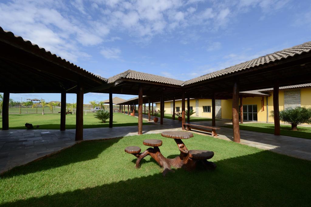 Pousada Haras Santa Rita Poconé 外观 照片
